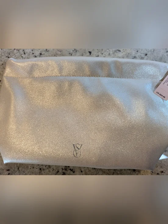 NWT Victoria’s Secret Metallic Champagne Cosmetic Bag Drawstring Pouch Travel - Picture 7 of 10
